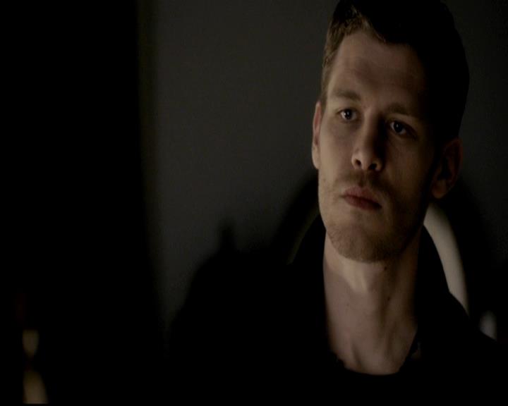 VampireDiariesWorld-dot-org_4x12AViewToAKill0078.jpg