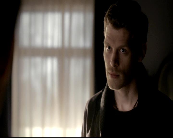 VampireDiariesWorld-dot-org_4x12AViewToAKill0105.jpg