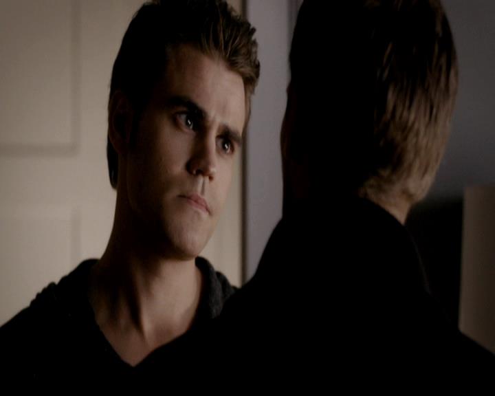 VampireDiariesWorld-dot-org_4x12AViewToAKill0118.jpg