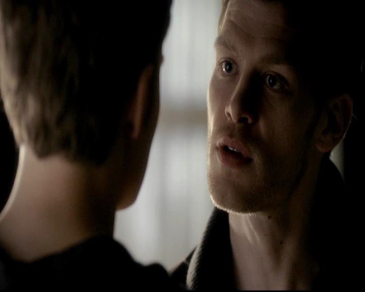 VampireDiariesWorld-dot-org_4x12AViewToAKill0122.jpg