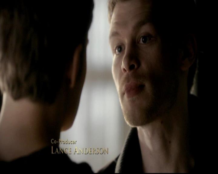 VampireDiariesWorld-dot-org_4x12AViewToAKill0124.jpg