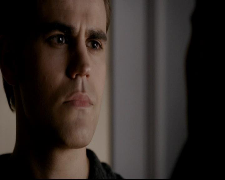 VampireDiariesWorld-dot-org_4x12AViewToAKill0135.jpg