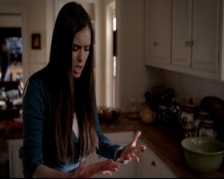 VampireDiariesWorld-dot-org_4x12AViewToAKill0215.jpg