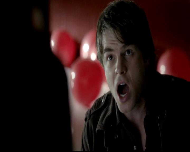 VampireDiariesWorld-dot-org_4x12AViewToAKill0273.jpg