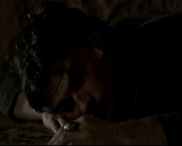 VampireDiariesWorld-dot-org_4x12AViewToAKill0290.jpg