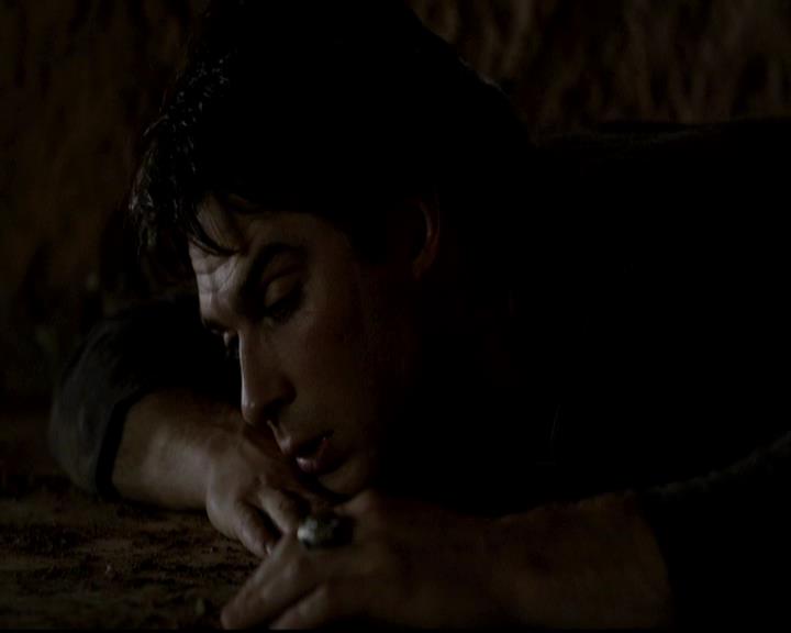 VampireDiariesWorld-dot-org_4x12AViewToAKill0300.jpg