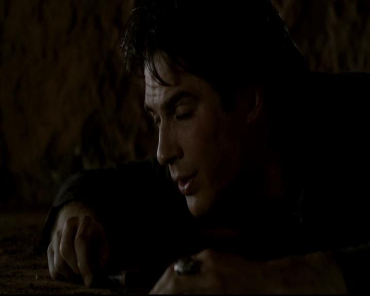 VampireDiariesWorld-dot-org_4x12AViewToAKill0314.jpg