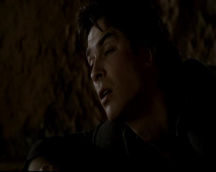 VampireDiariesWorld-dot-org_4x12AViewToAKill0316.jpg