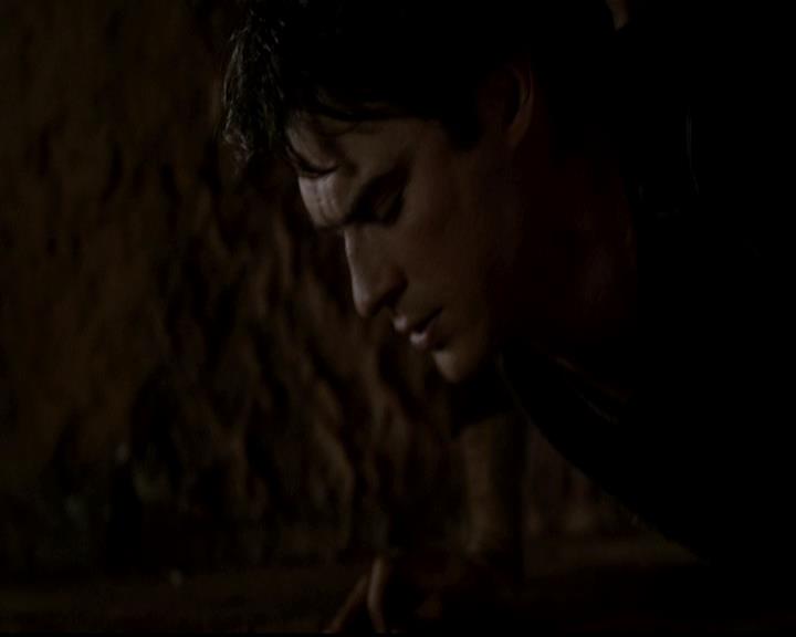 VampireDiariesWorld-dot-org_4x12AViewToAKill0328.jpg