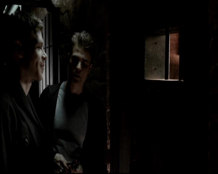 VampireDiariesWorld-dot-org_4x12AViewToAKill0346.jpg