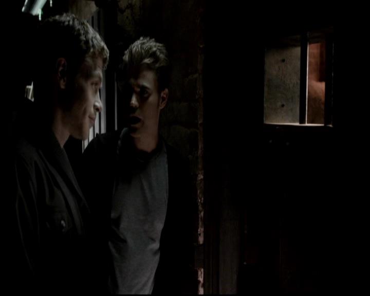 VampireDiariesWorld-dot-org_4x12AViewToAKill0350.jpg