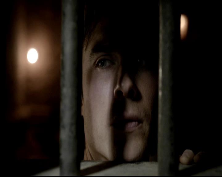 VampireDiariesWorld-dot-org_4x12AViewToAKill0362.jpg