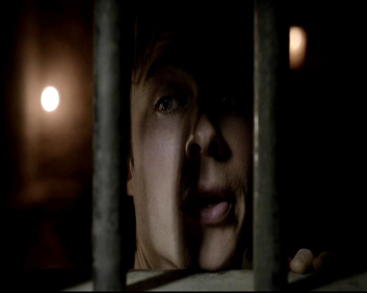 VampireDiariesWorld-dot-org_4x12AViewToAKill0363.jpg