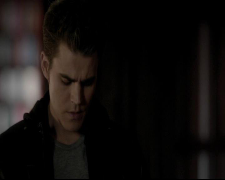 VampireDiariesWorld-dot-org_4x12AViewToAKill0394.jpg