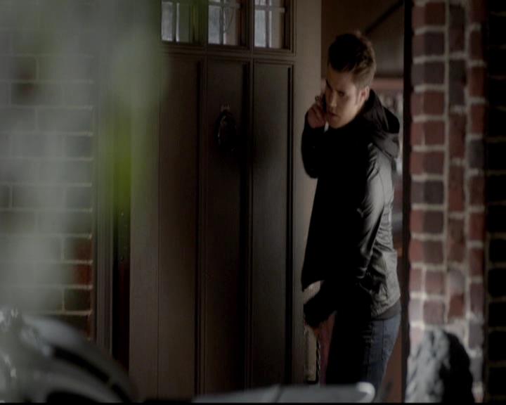 VampireDiariesWorld-dot-org_4x12AViewToAKill0407.jpg