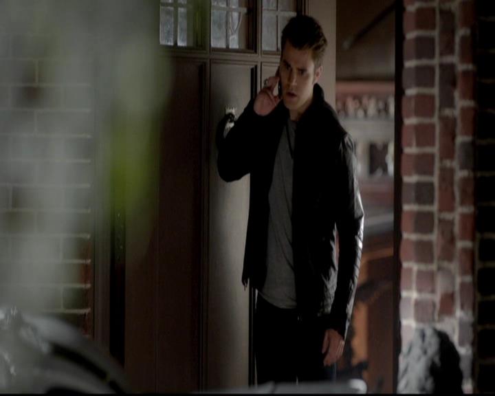 VampireDiariesWorld-dot-org_4x12AViewToAKill0408.jpg