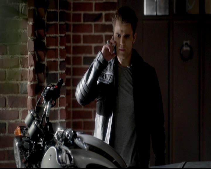 VampireDiariesWorld-dot-org_4x12AViewToAKill0417.jpg