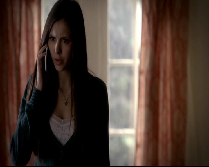 VampireDiariesWorld-dot-org_4x12AViewToAKill0422.jpg