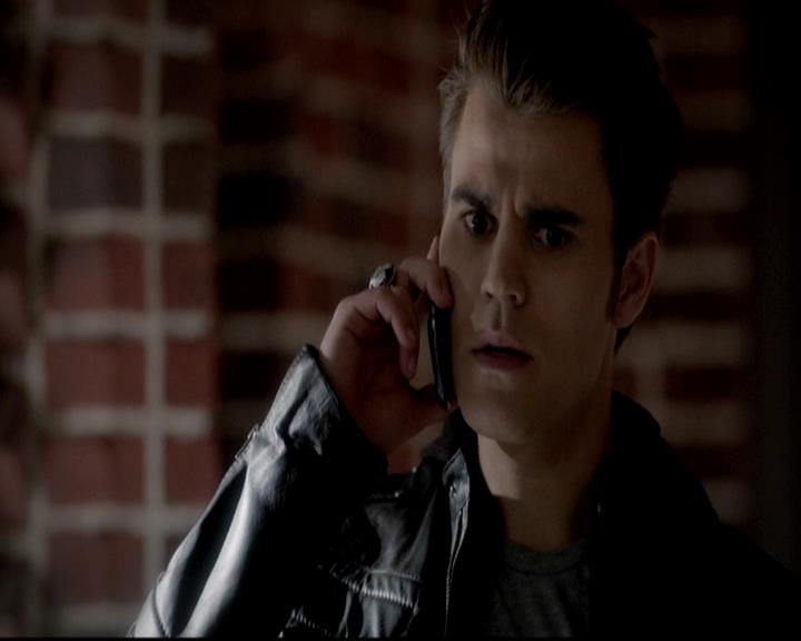 VampireDiariesWorld-dot-org_4x12AViewToAKill0424.jpg