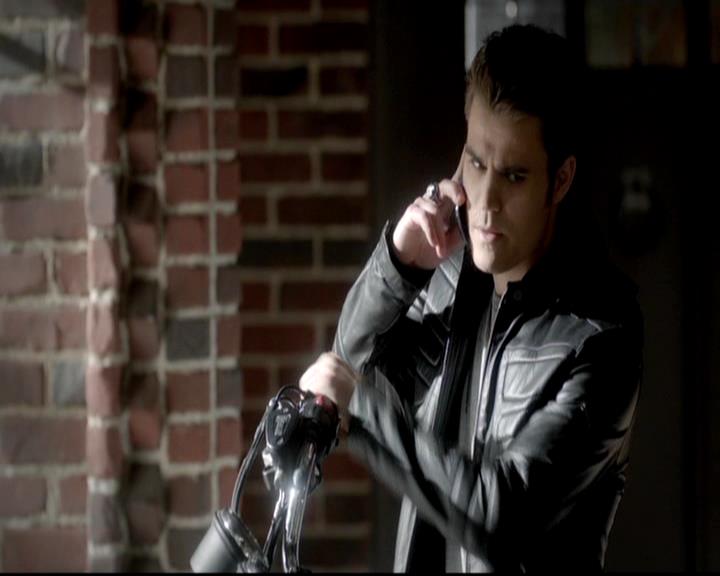 VampireDiariesWorld-dot-org_4x12AViewToAKill0429.jpg