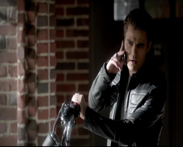 VampireDiariesWorld-dot-org_4x12AViewToAKill0430.jpg