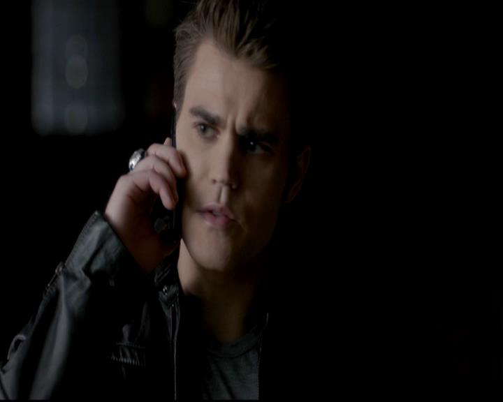 VampireDiariesWorld-dot-org_4x12AViewToAKill0438.jpg