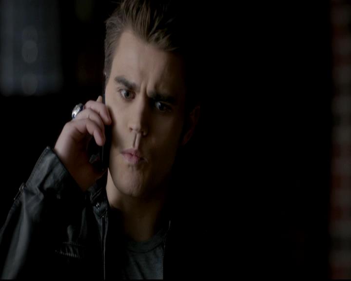 VampireDiariesWorld-dot-org_4x12AViewToAKill0439.jpg