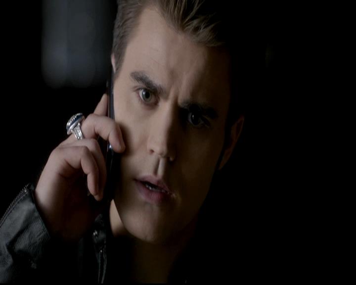 VampireDiariesWorld-dot-org_4x12AViewToAKill0450.jpg