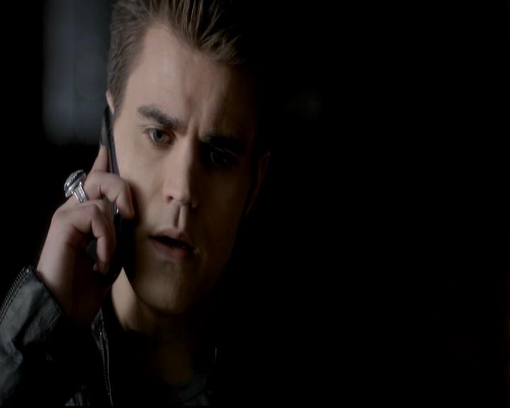 VampireDiariesWorld-dot-org_4x12AViewToAKill0470.jpg