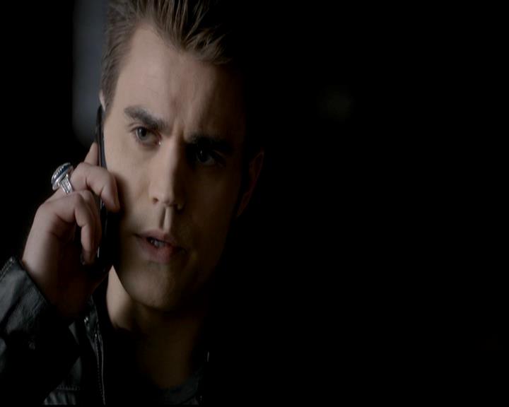 VampireDiariesWorld-dot-org_4x12AViewToAKill0473.jpg