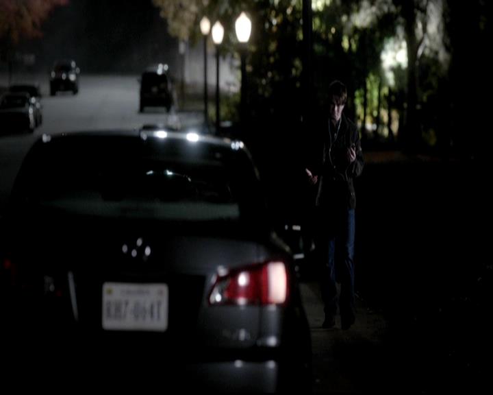 VampireDiariesWorld-dot-org_4x12AViewToAKill0481.jpg