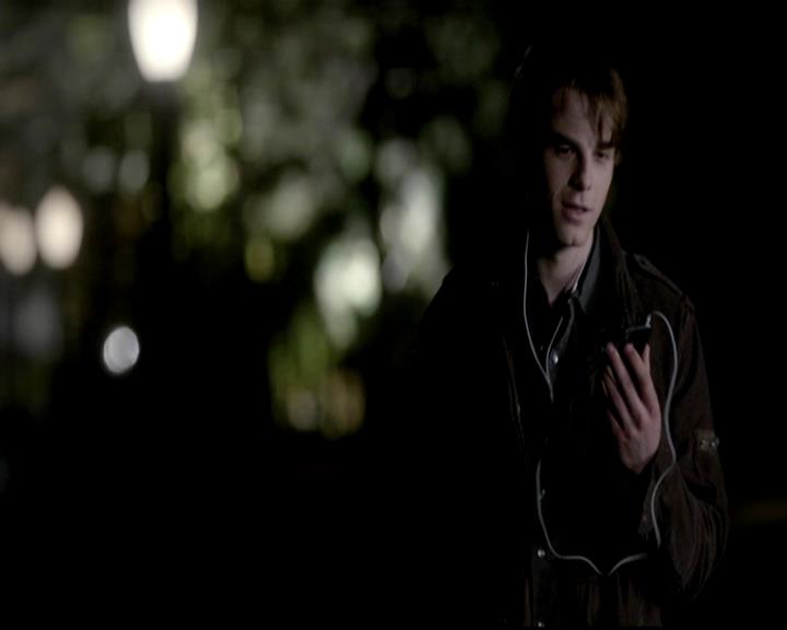 VampireDiariesWorld-dot-org_4x12AViewToAKill0494.jpg