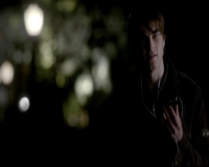 VampireDiariesWorld-dot-org_4x12AViewToAKill0496.jpg