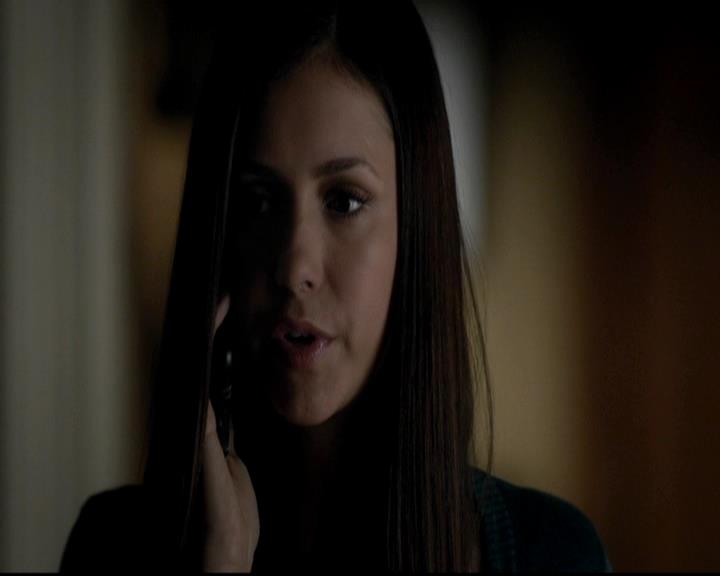 VampireDiariesWorld-dot-org_4x12AViewToAKill0509.jpg