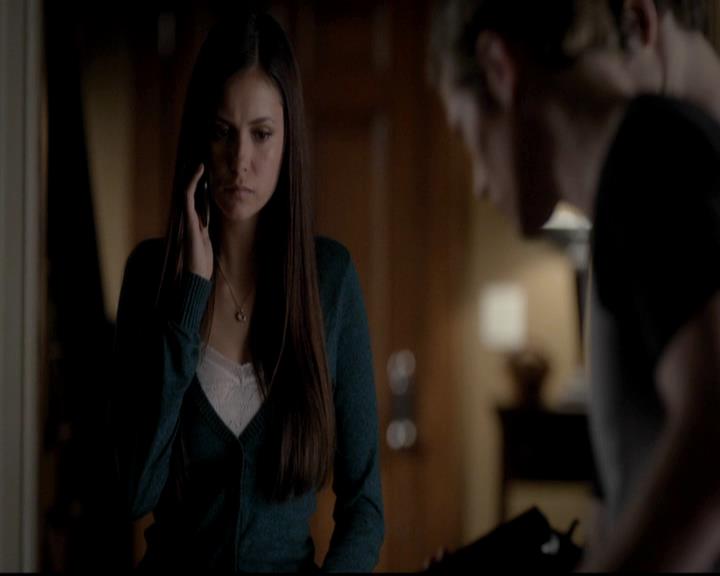 VampireDiariesWorld-dot-org_4x12AViewToAKill0515.jpg