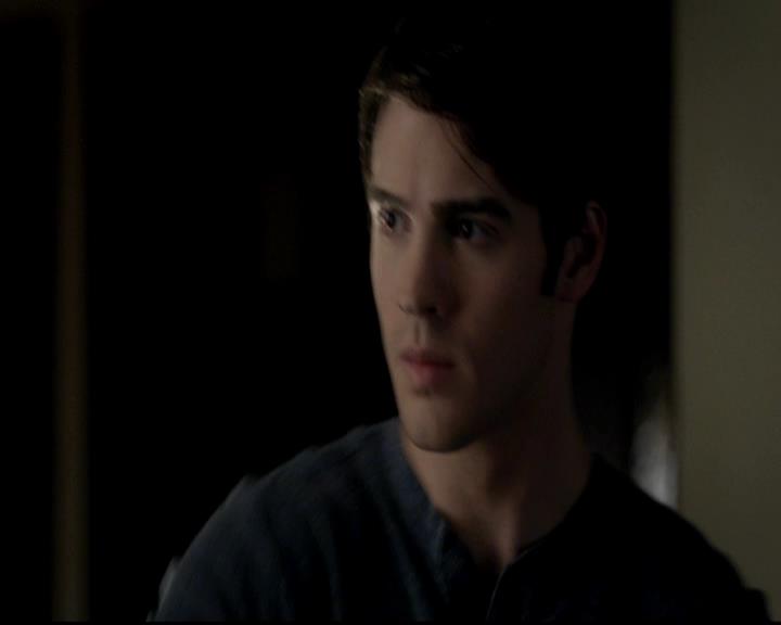 VampireDiariesWorld-dot-org_4x12AViewToAKill0516.jpg