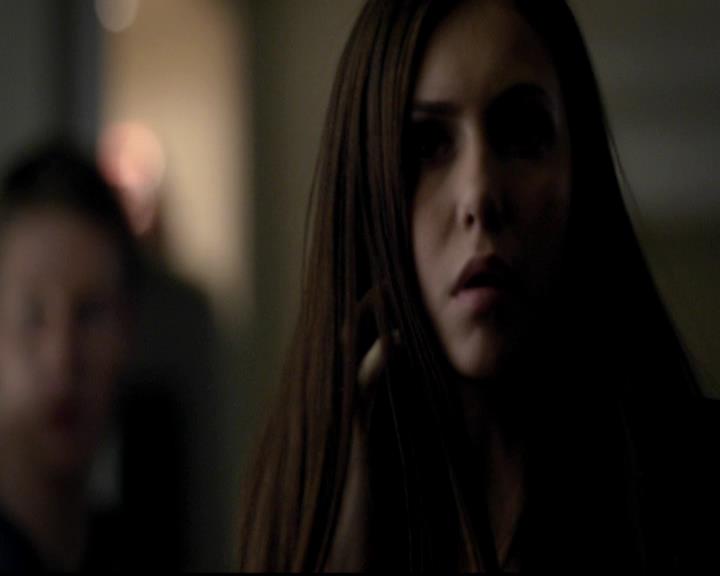 VampireDiariesWorld-dot-org_4x12AViewToAKill0517.jpg