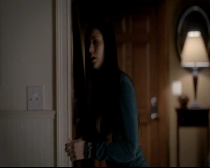 VampireDiariesWorld-dot-org_4x12AViewToAKill0531.jpg