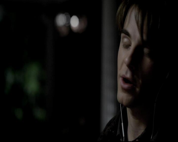 VampireDiariesWorld-dot-org_4x12AViewToAKill0540.jpg