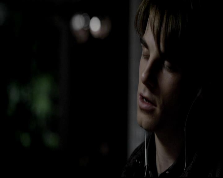 VampireDiariesWorld-dot-org_4x12AViewToAKill0542.jpg