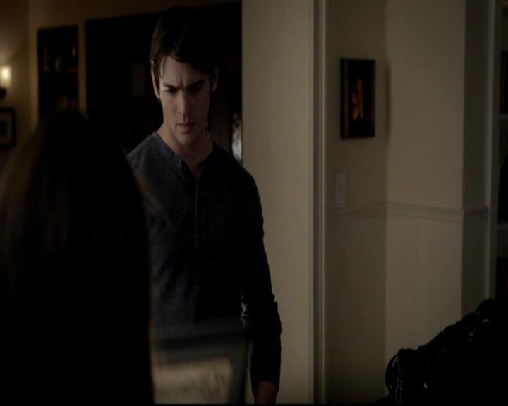 VampireDiariesWorld-dot-org_4x12AViewToAKill0555.jpg