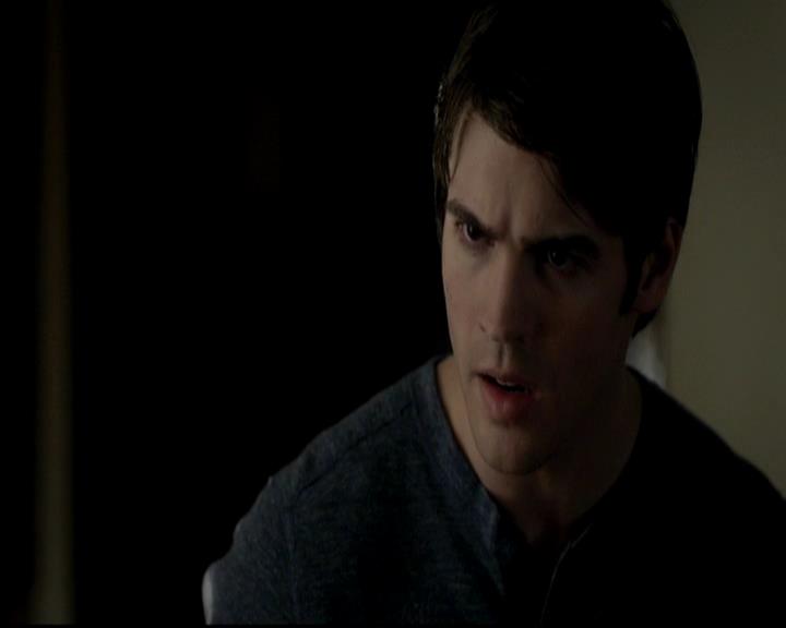 VampireDiariesWorld-dot-org_4x12AViewToAKill0560.jpg