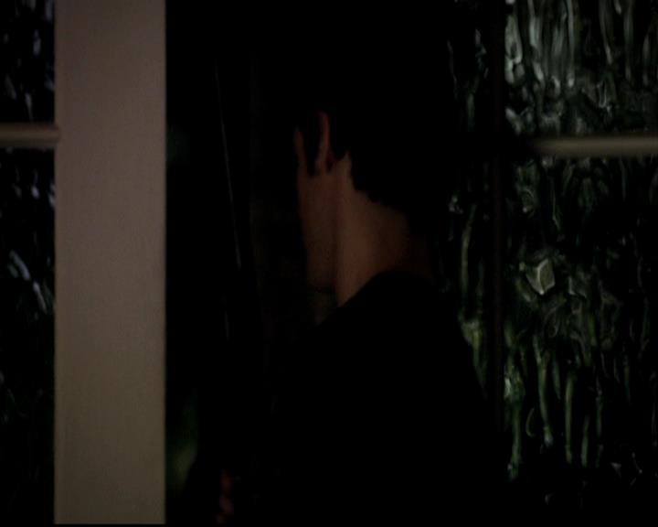 VampireDiariesWorld-dot-org_4x12AViewToAKill0589.jpg