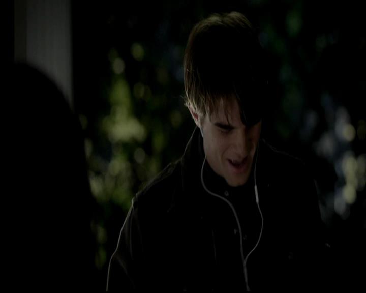 VampireDiariesWorld-dot-org_4x12AViewToAKill0593.jpg