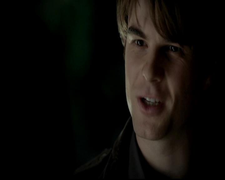 VampireDiariesWorld-dot-org_4x12AViewToAKill0604.jpg