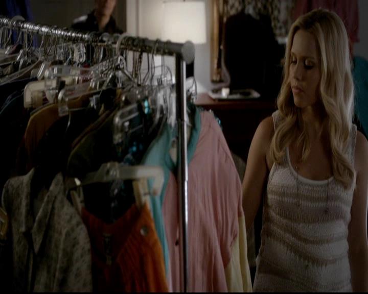 VampireDiariesWorld-dot-org_4x12AViewToAKill0614.jpg