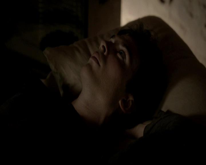 VampireDiariesWorld-dot-org_4x12AViewToAKill0718.jpg