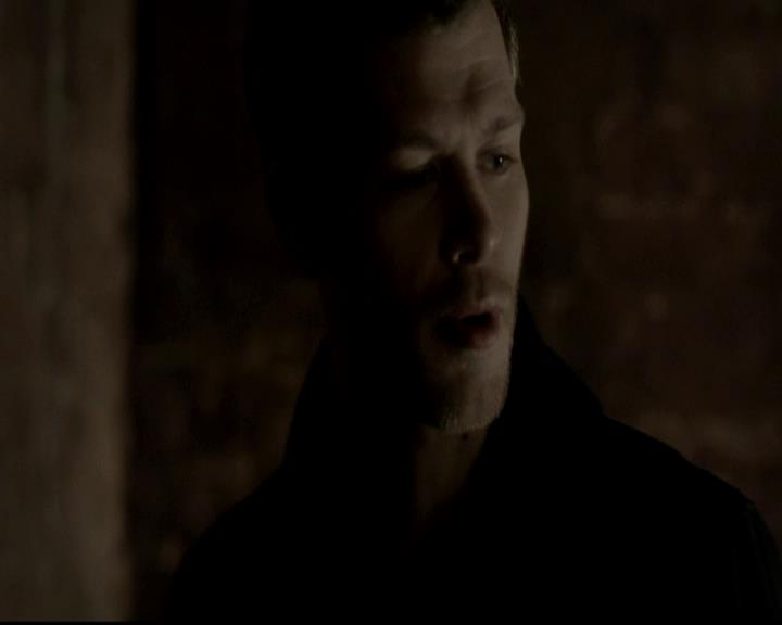 VampireDiariesWorld-dot-org_4x12AViewToAKill0746.jpg