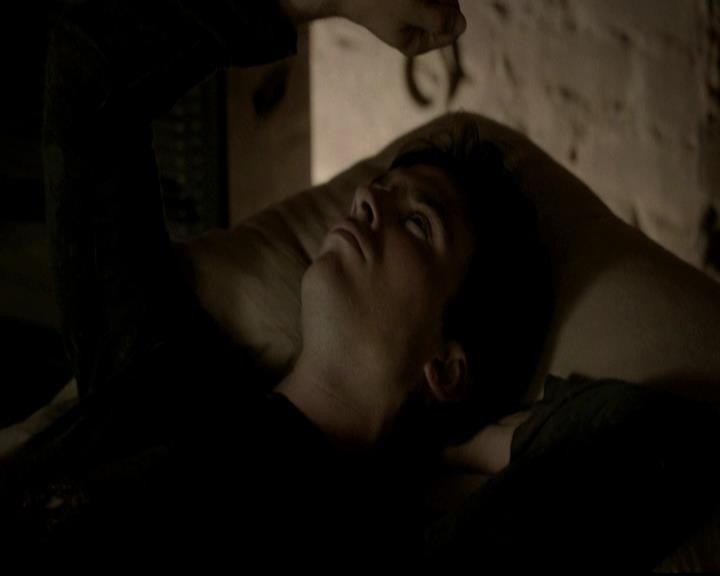 VampireDiariesWorld-dot-org_4x12AViewToAKill0757.jpg