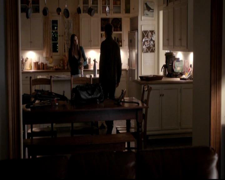 VampireDiariesWorld-dot-org_4x12AViewToAKill0819.jpg